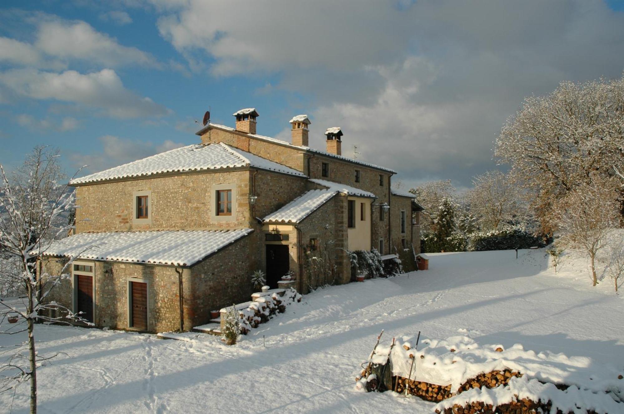 Agriturismo Il Sasso Guest House Anghiari Bagian luar foto