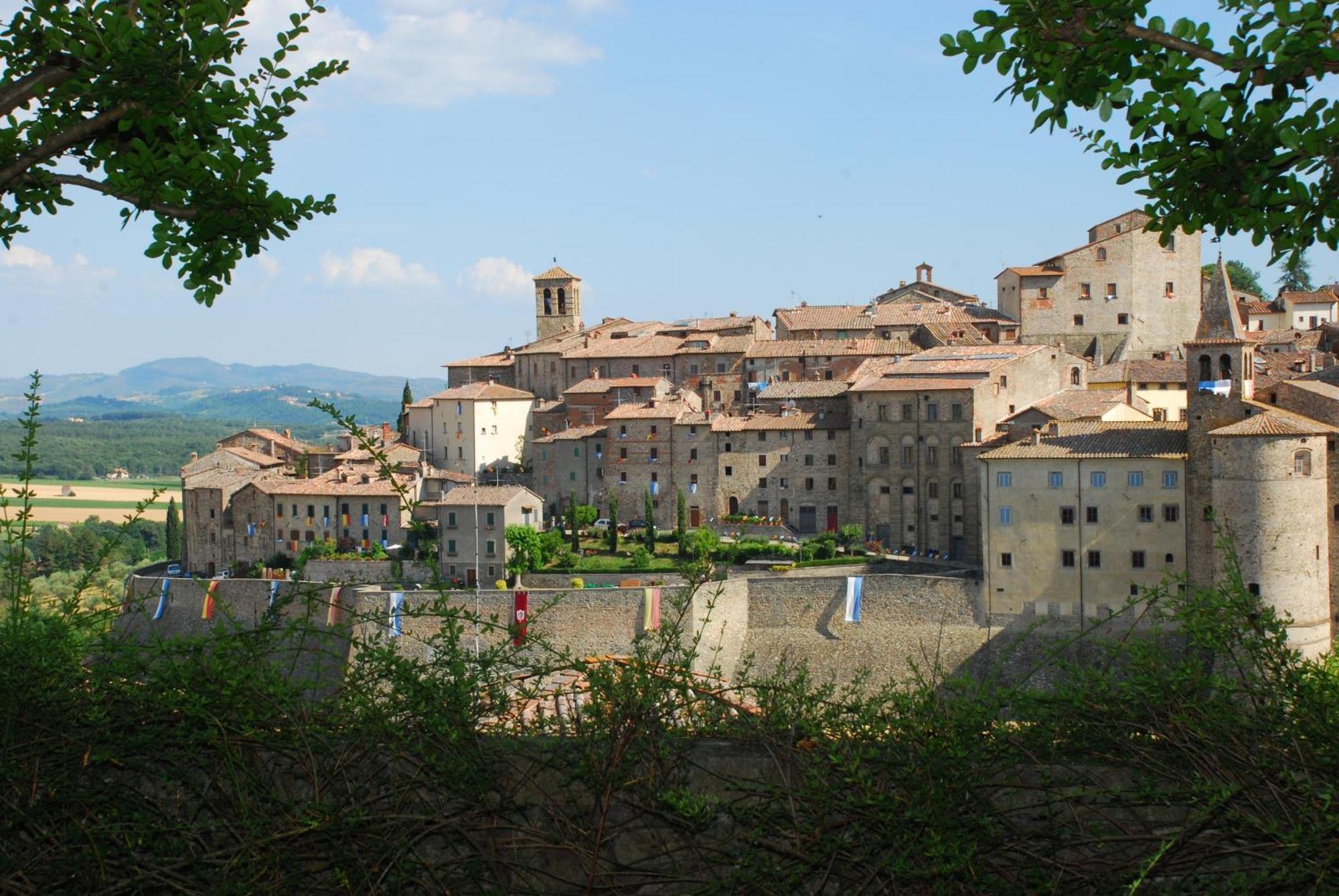 Agriturismo Il Sasso Guest House Anghiari Bagian luar foto